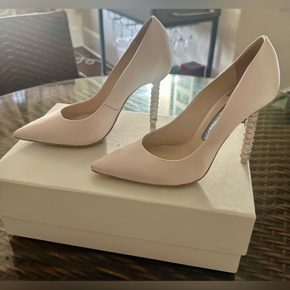 Sophia WebsterCoco Crystal Pump - Picture 8 of 16